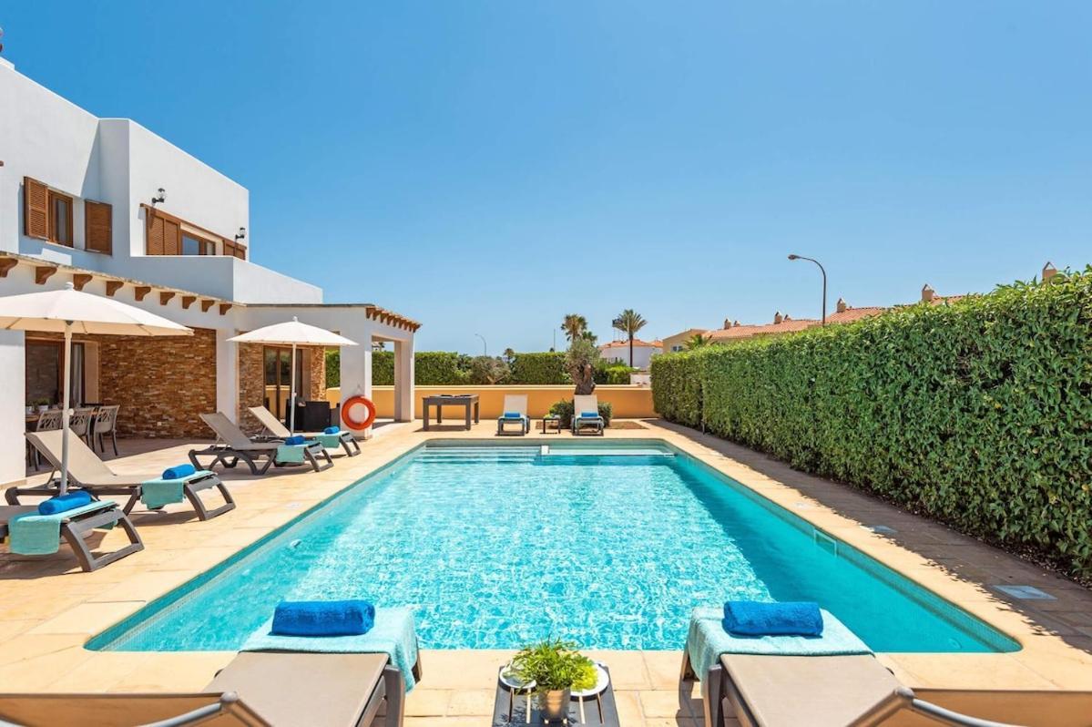Ibiza 4 Bedroom Villa, Cala'n Blanes *