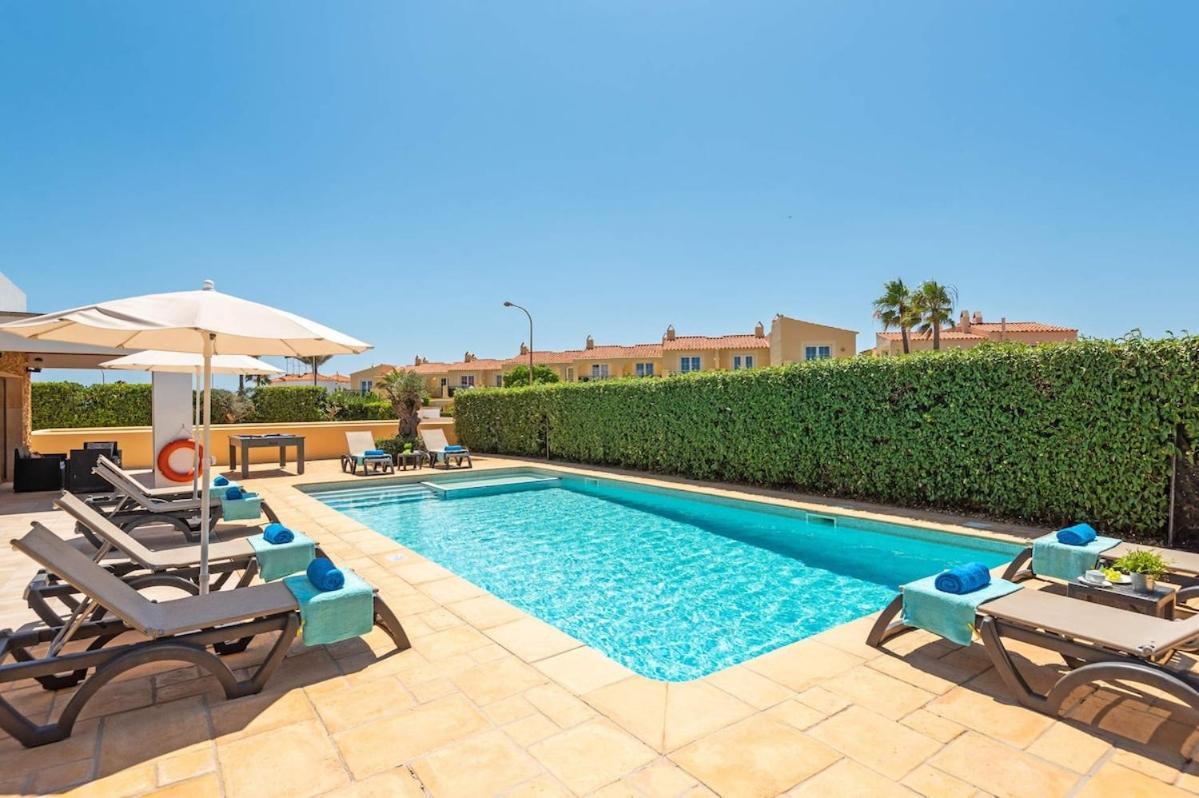 Villa Ibiza 4 Bedroom Villa, Cala'n Blanes