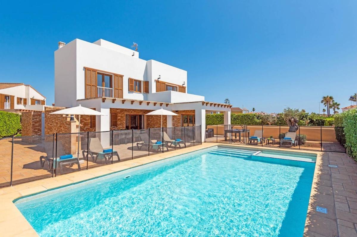 Ibiza 4 Bedroom Villa, Cala'n Blanes Cala'N Blanes (Menorca)
