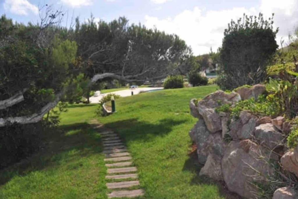 Lovely Hideaway With Pool And White Apartamento Arenal d'en Castell