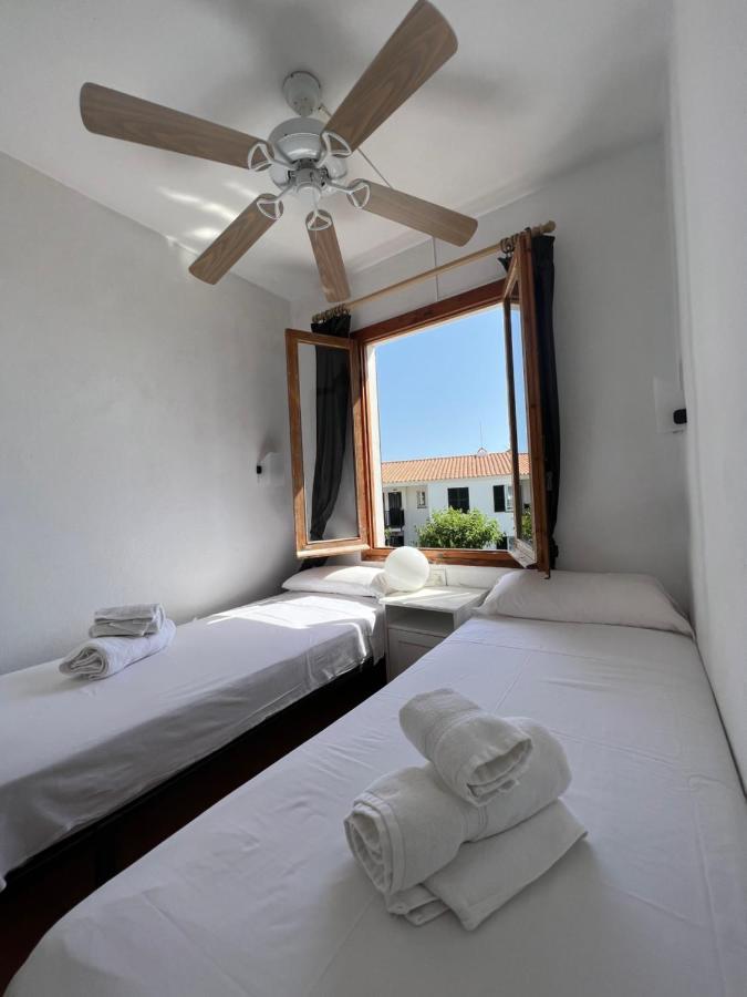 Apartment Lovely Hideaway With Pool And White *