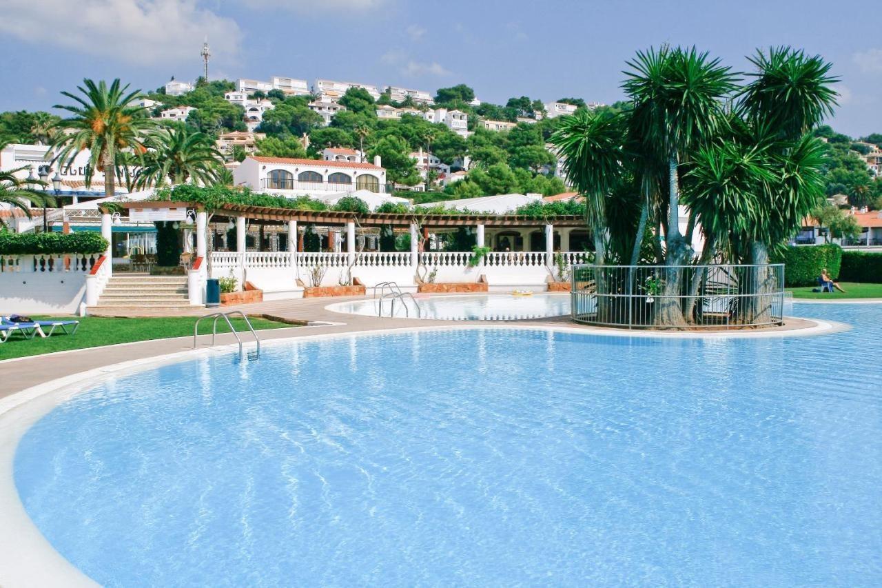 Son Bou Apartments *