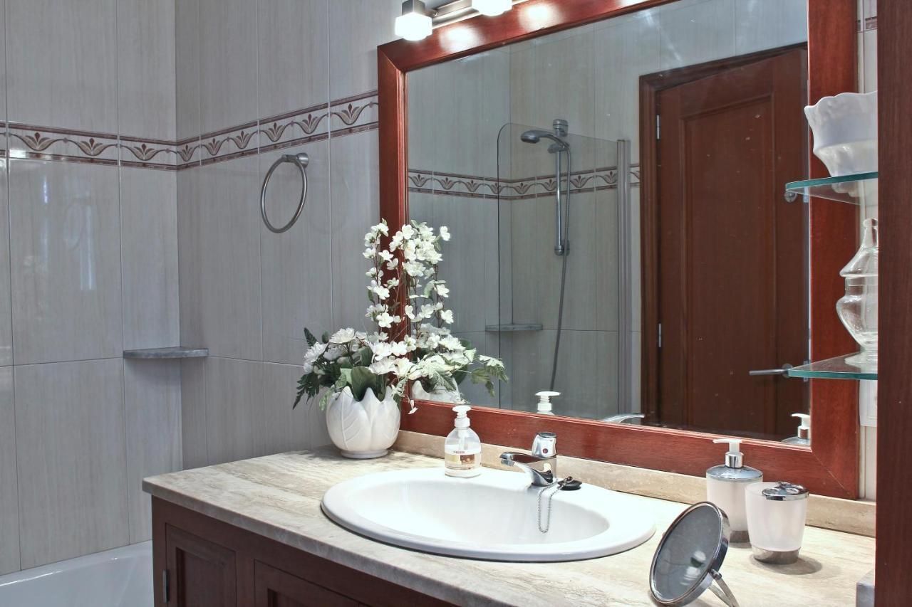 Tórtolas Villa Alaior