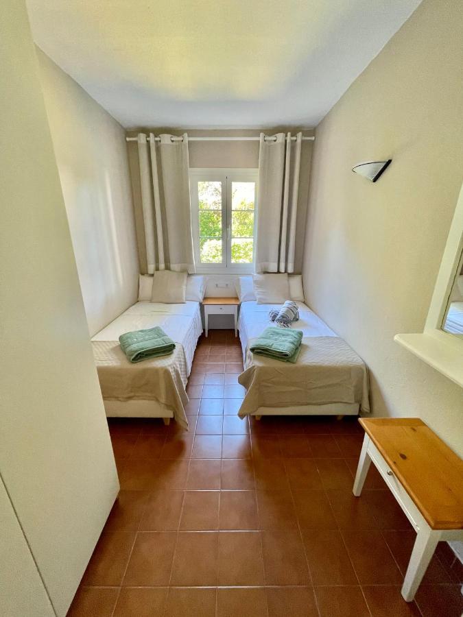 Bonito Con Terraza, Jardín Y Piscina Cala'N Bosch (Menorca)
