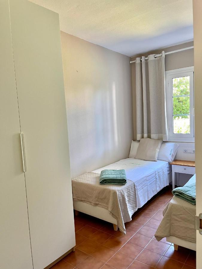 Bonito Con Terraza, Jardín Y Piscina Apartamento Cala'N Bosch (Menorca)