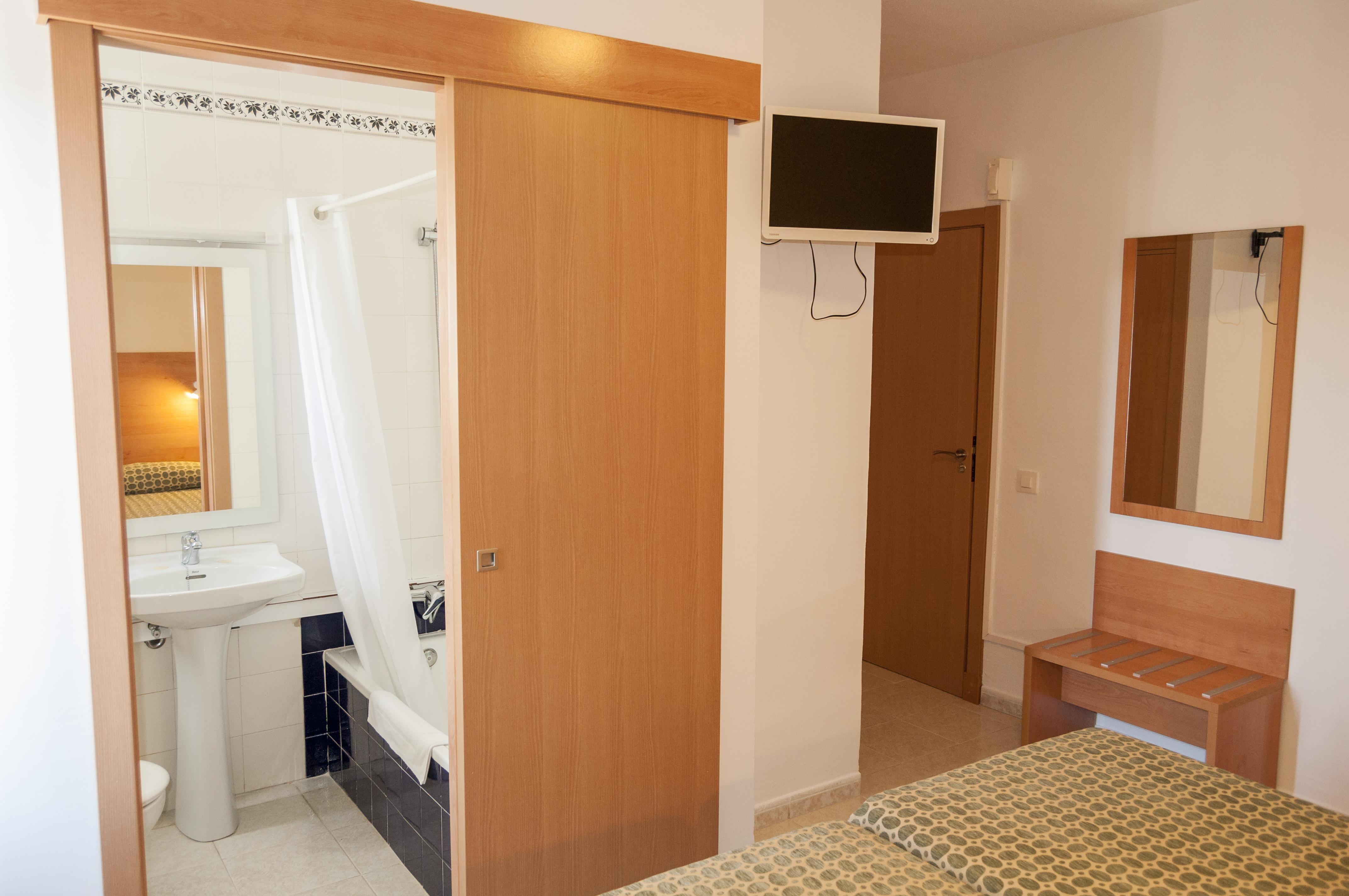Madrid Hotel *