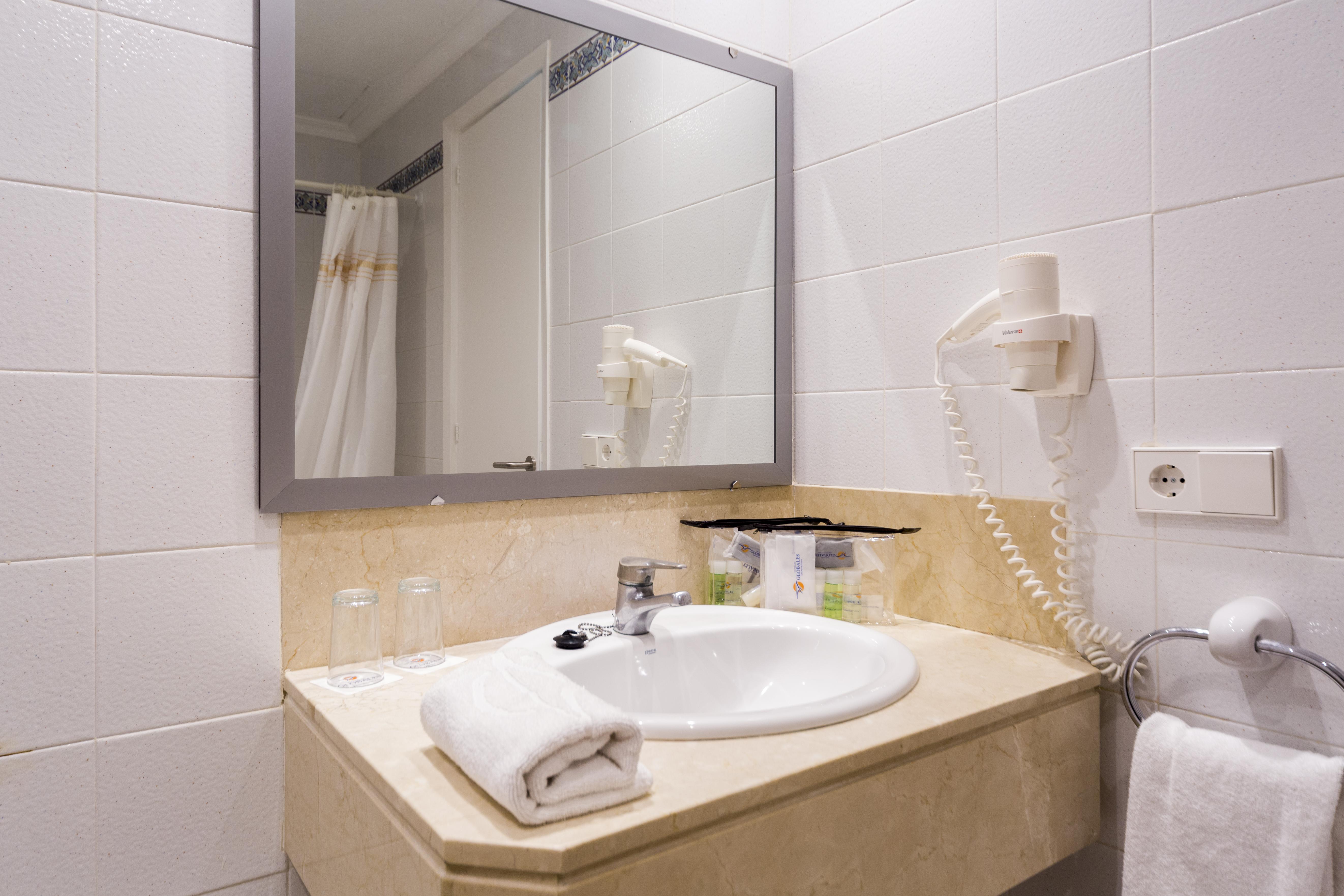 Globales Cala'n Blanes Hotel Cala'N Blanes (Menorca)