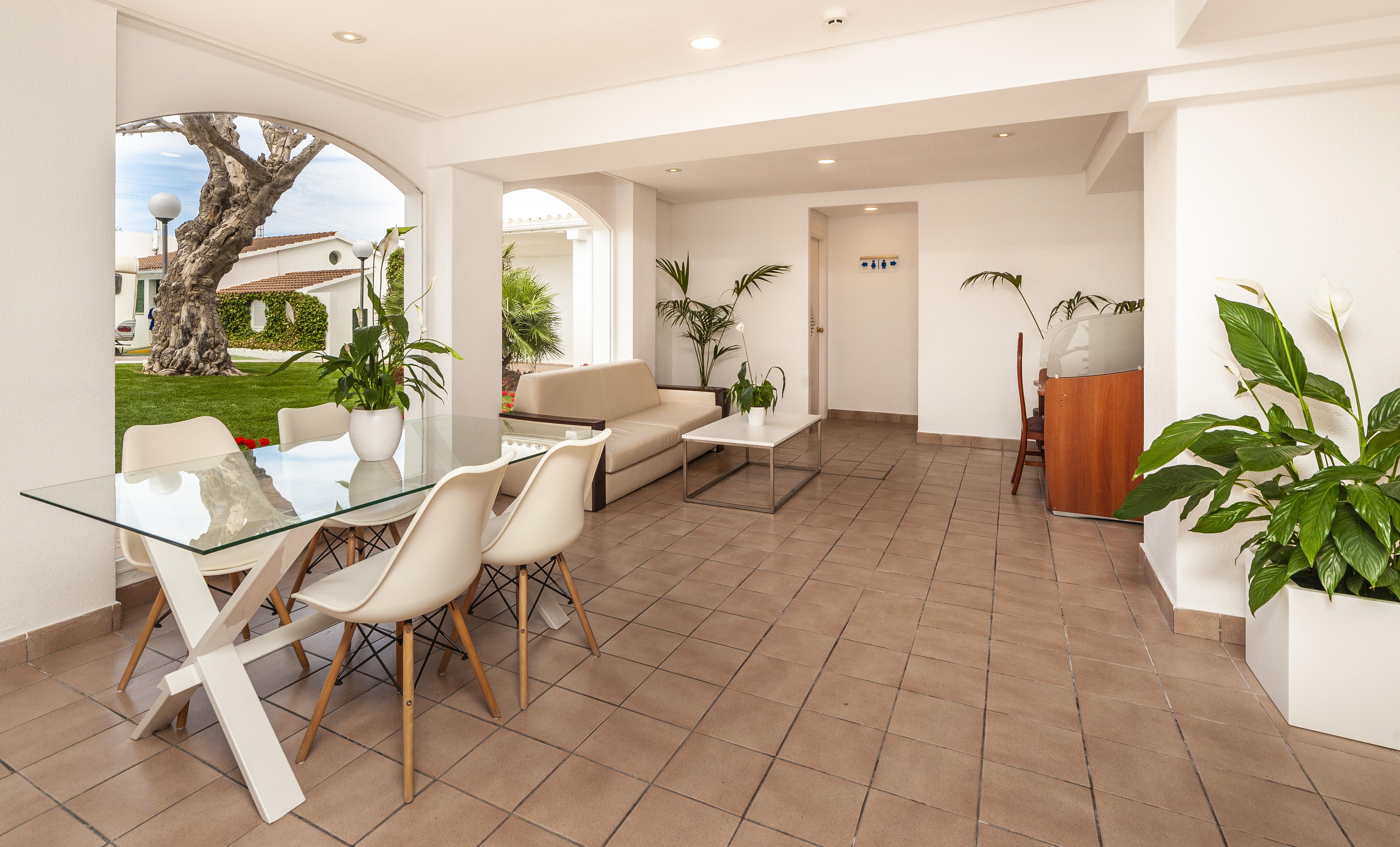 Hotel Globales Cala'n Blanes 3*