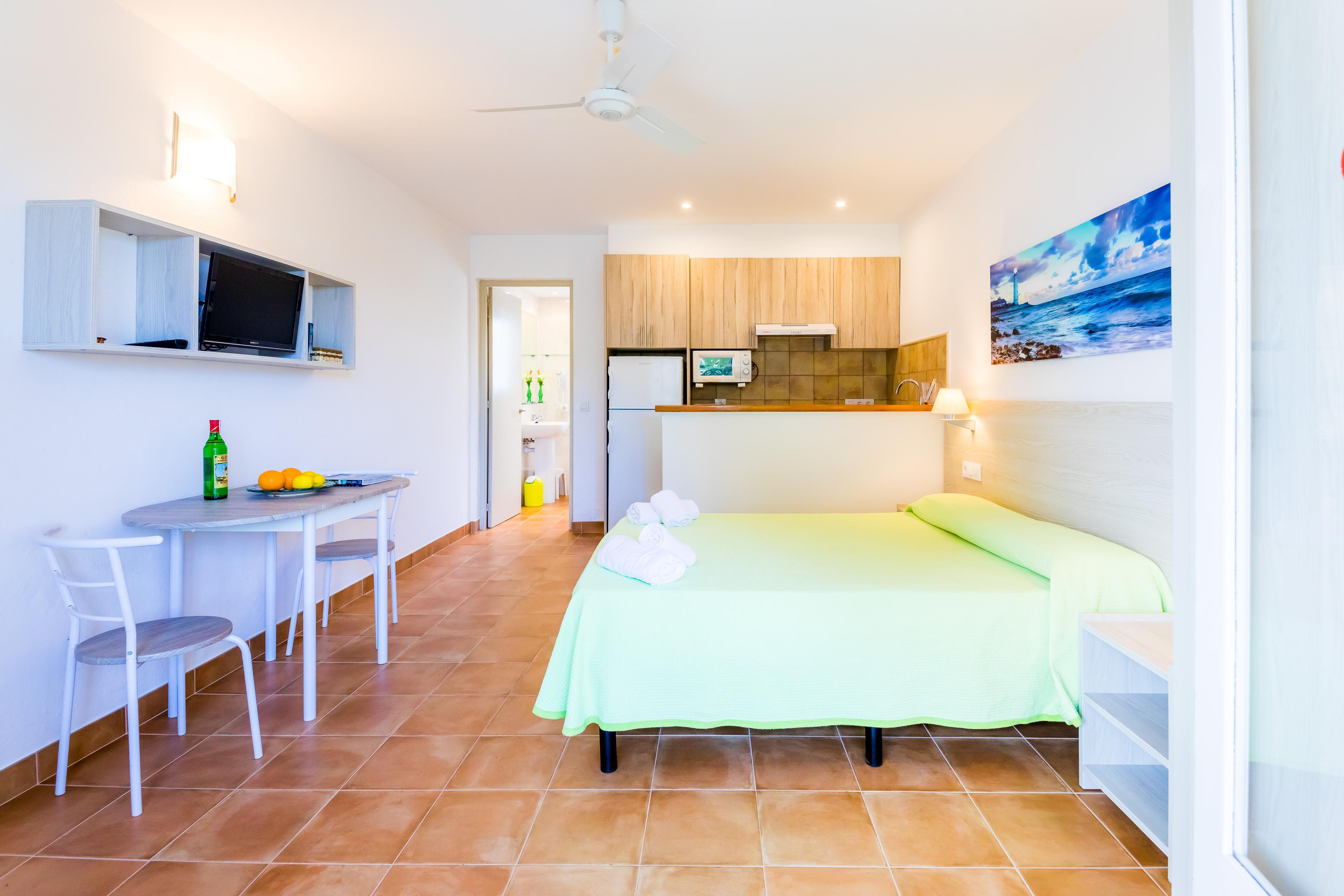 Arenal Playa Menorca 2*