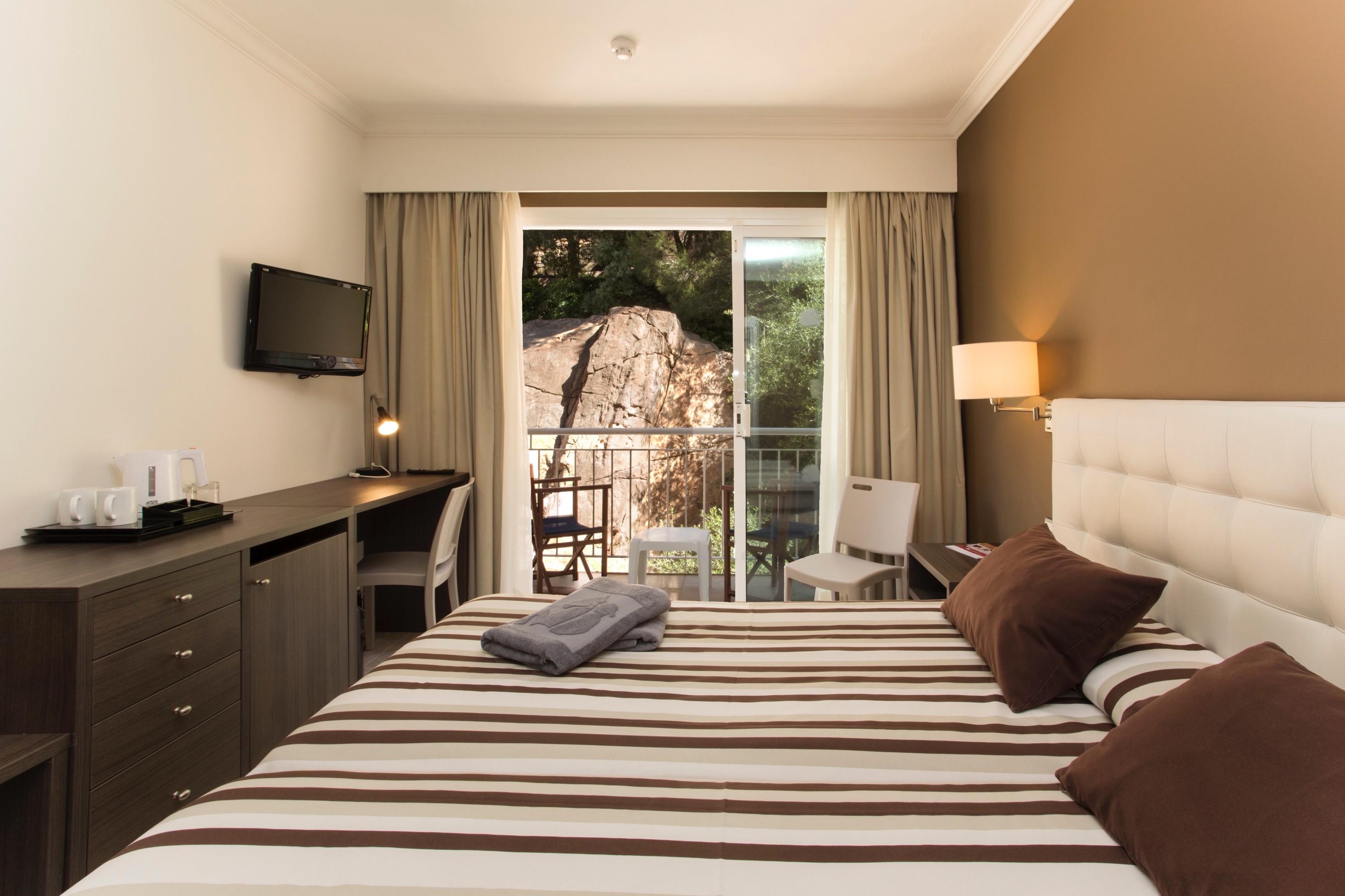 Minura Cala Galdana & D'aljandar Aparthotel 4*