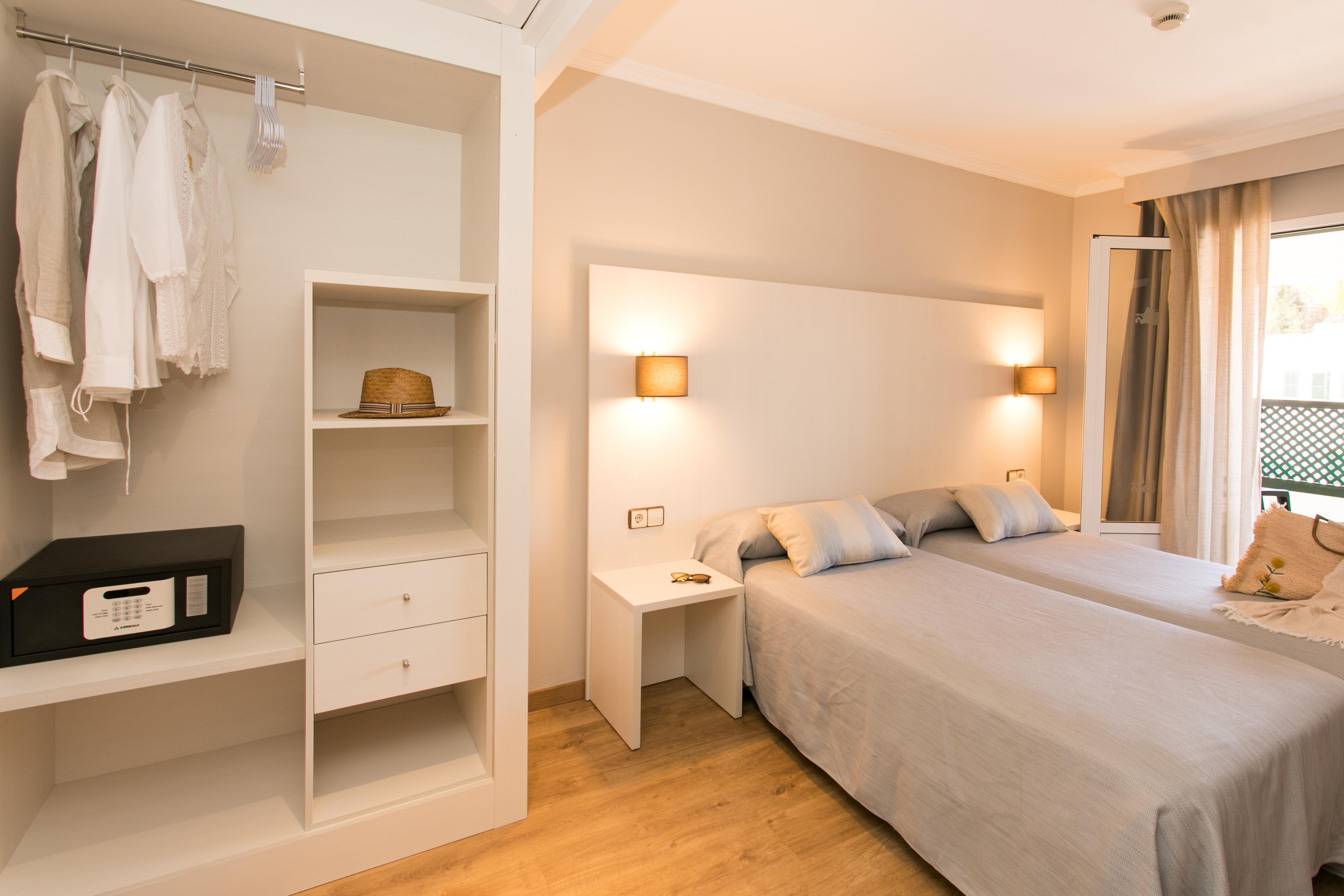 Minura Cala Galdana & D'aljandar 4*