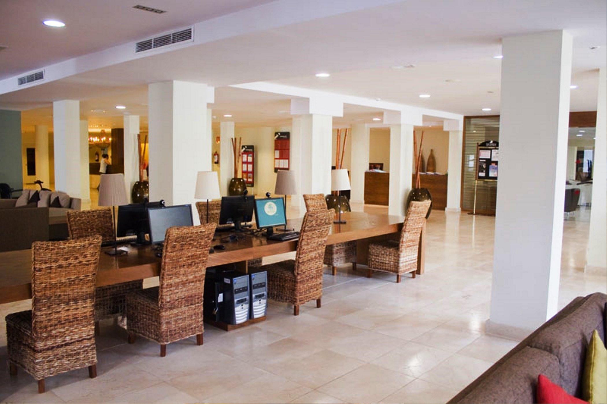 Cala Galdana&apartamentos D'aljandar Apartahotel 4*