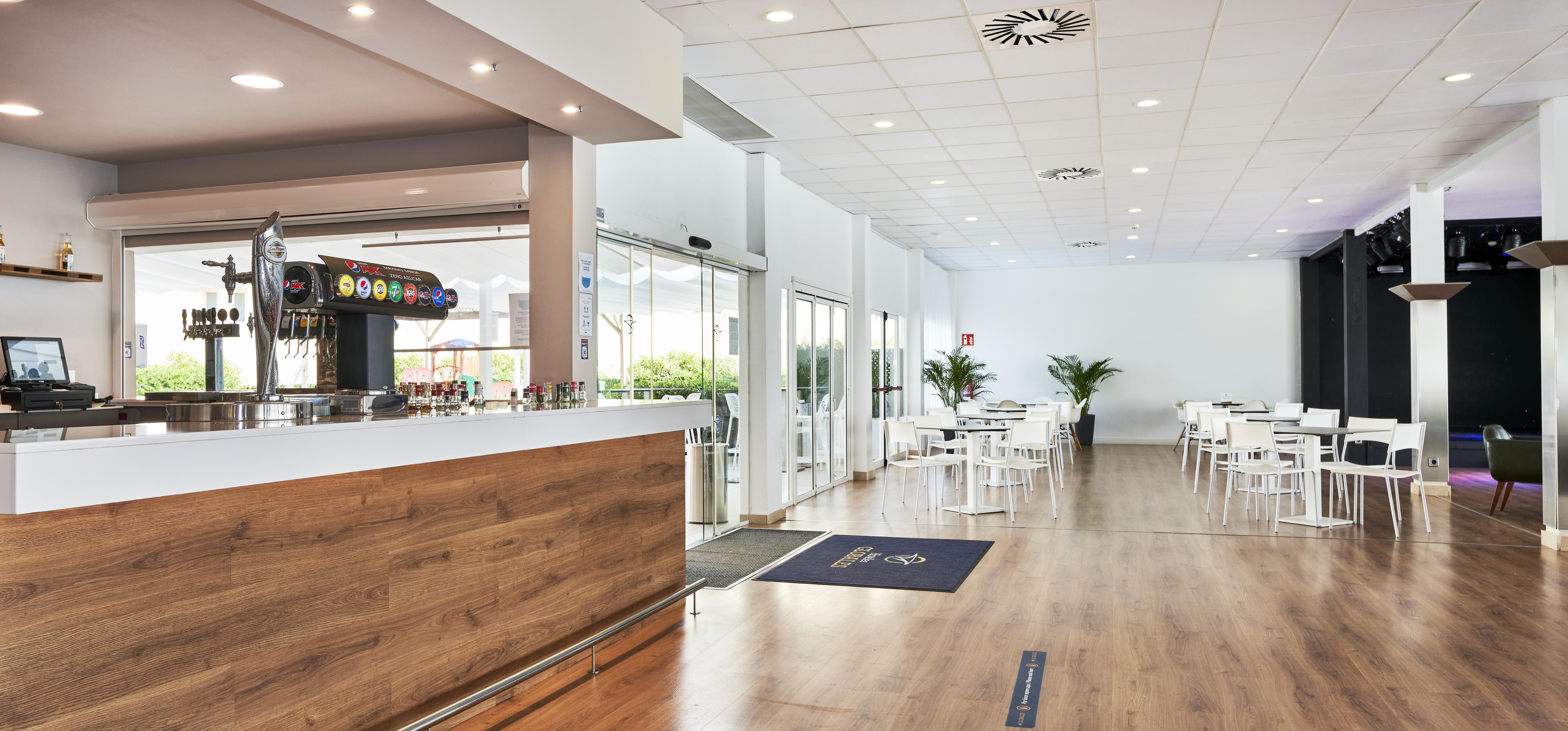Hotel Smartline Cala N Bosch 3*