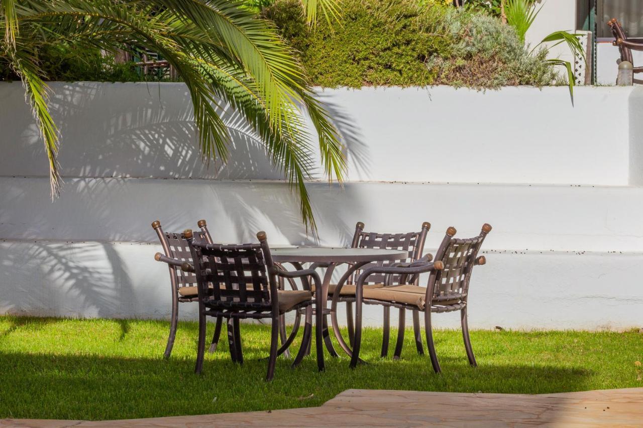 Apartamento White Sands 613