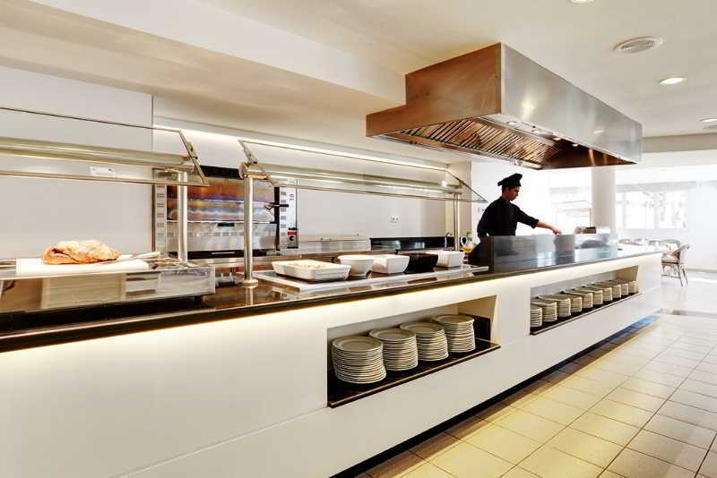 Grupotel Club Menorca Apartahotel