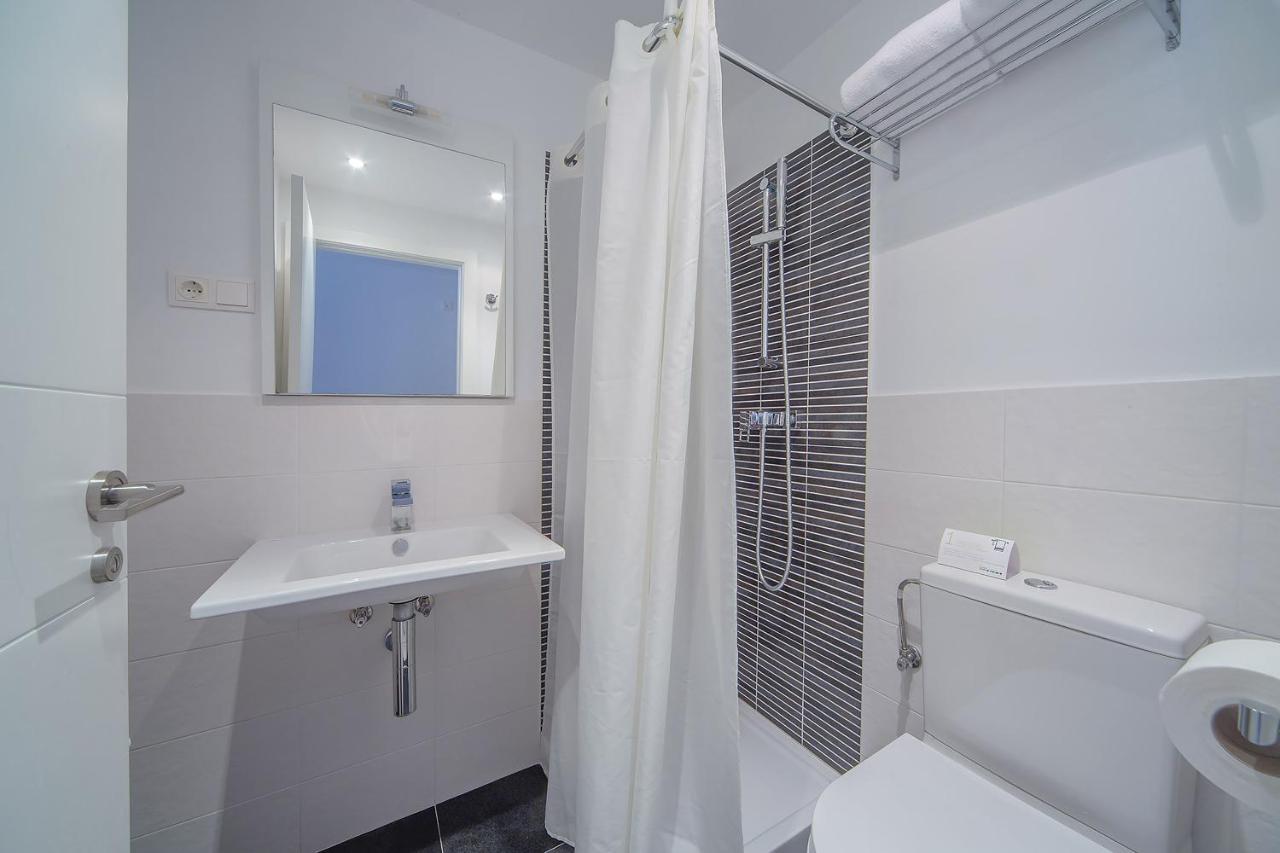 Apartahotel Ferrer Skyline 4*