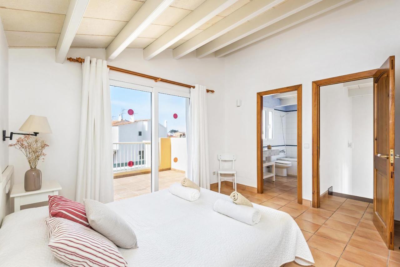 Marina 3 Bedroom Villa, Cala Blanca *