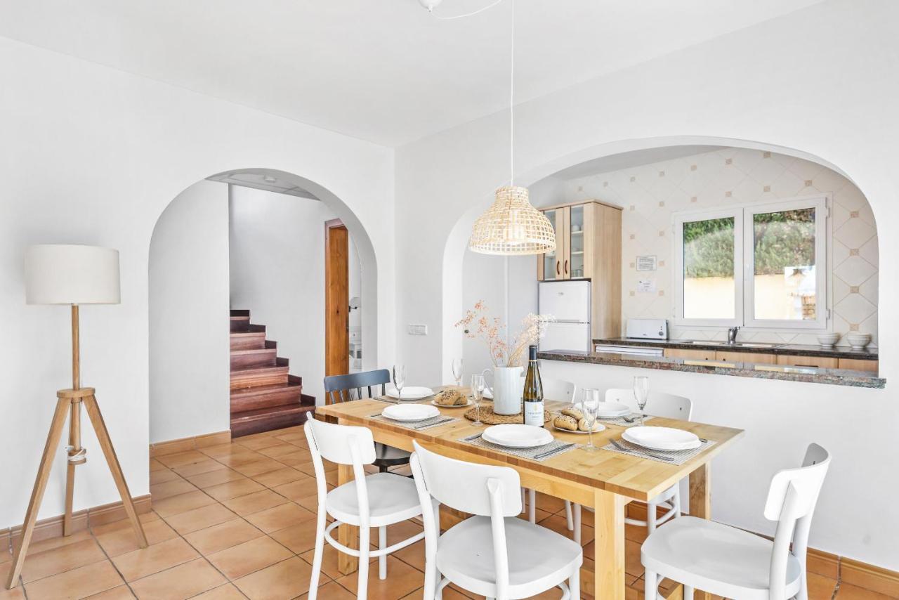 Villa Marina 3 Bedroom Villa, Cala Blanca