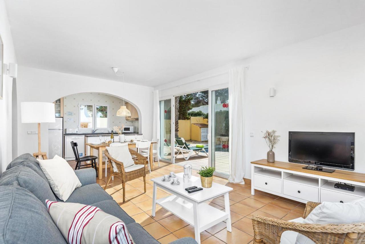 Marina 3 Bedroom Villa, Cala Blanca * Cala Blanca (Menorca)