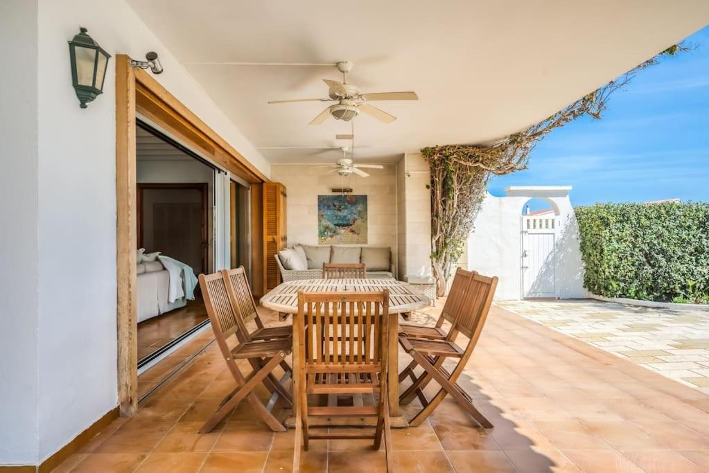 La Calma Espectacular Con Jardin Y Piscina En Menorca
