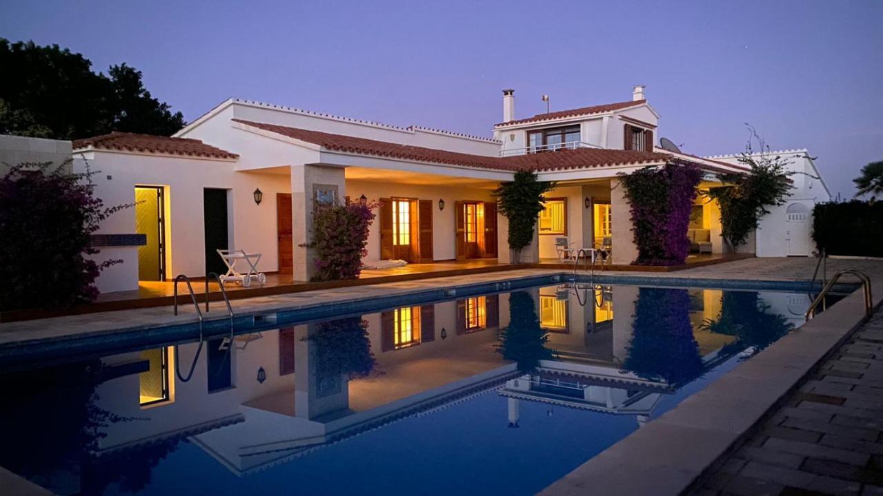 La Calma Espectacular Con Jardin Y Piscina En Menorca *