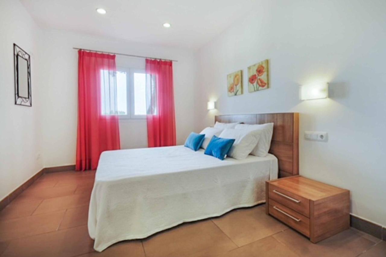 Verano Villa Cala Galdana (Menorca)