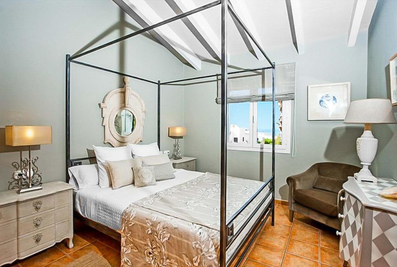 Bini Cel Villa Binibeca