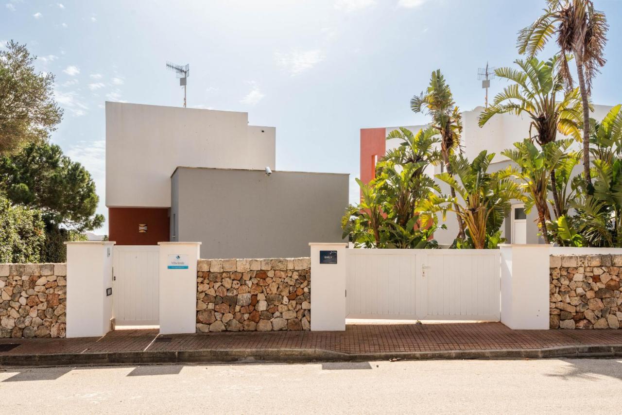 Villa Calan Bosch Emily *