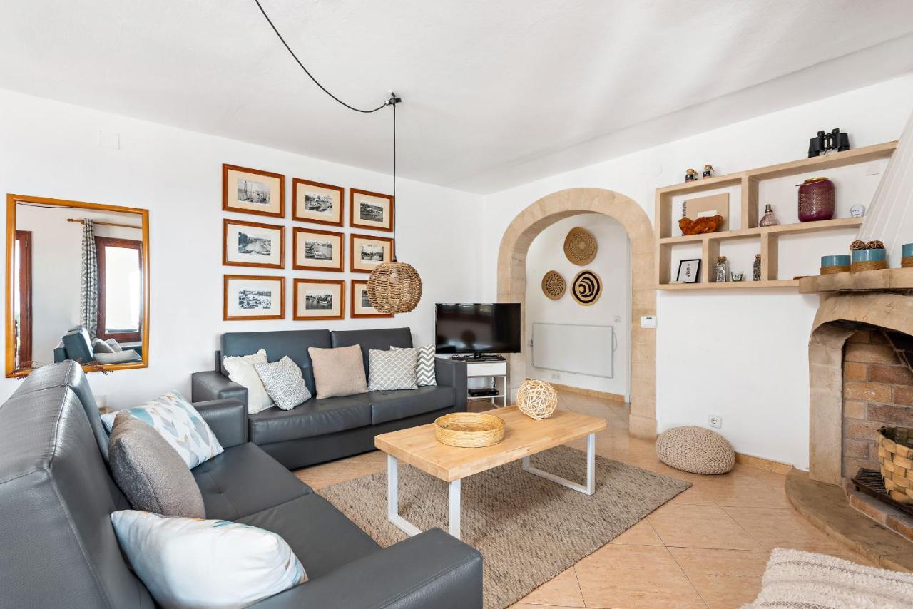 Villa Nuriana 4 Bedroom Villa, Calan Blanes *