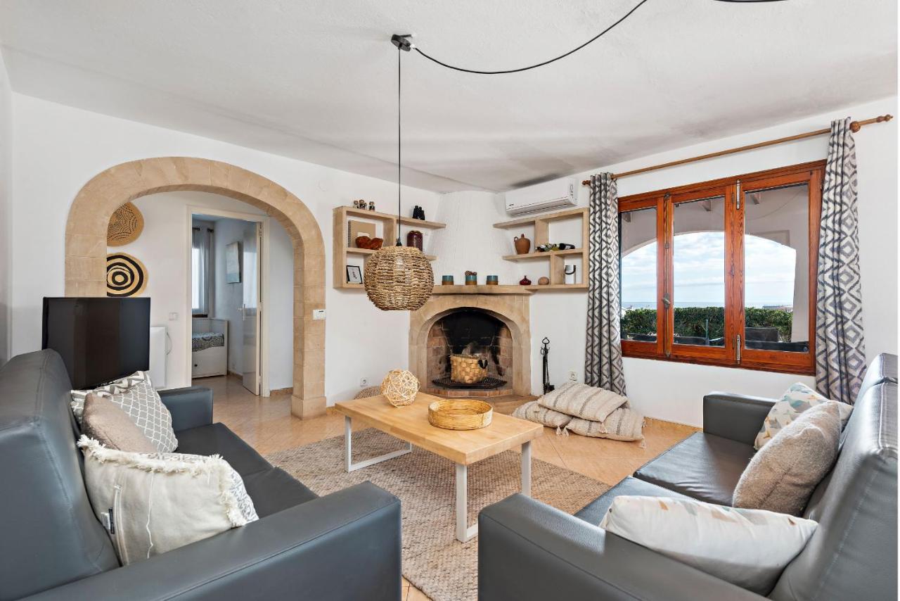 Villa Nuriana 4 Bedroom Villa, Calan Blanes *