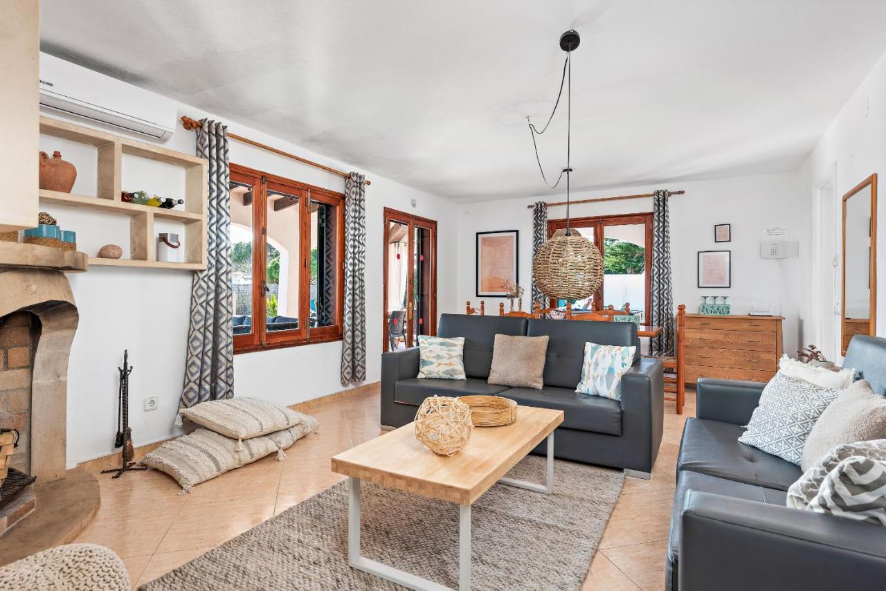 Nuriana 4 Bedroom Villa, Calan Blanes Villa Cala en Forcat