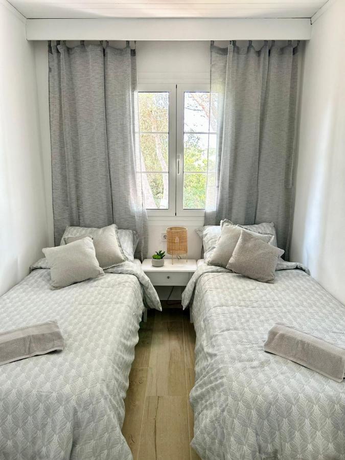 Menorca Chic Near & Harbour Apartment *