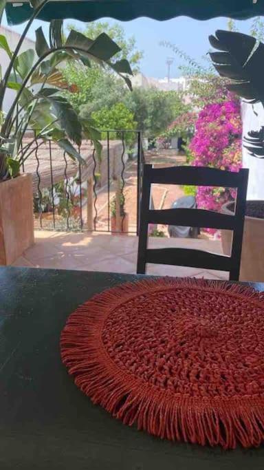 Didi House - Charming In Downtown Mahon