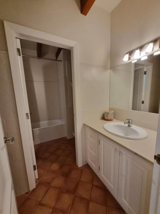 Didi House - Charming In Downtown Mahon Сasa de vacaciones