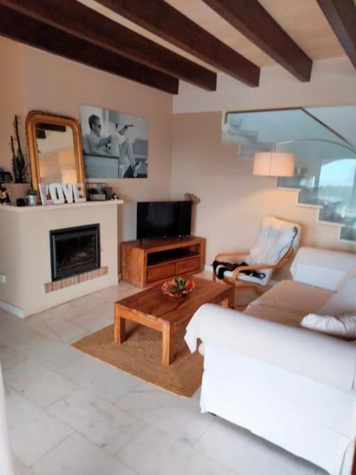 Amor Villa