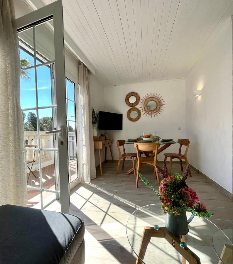 Menorca Chic Near & Harbour Apartment