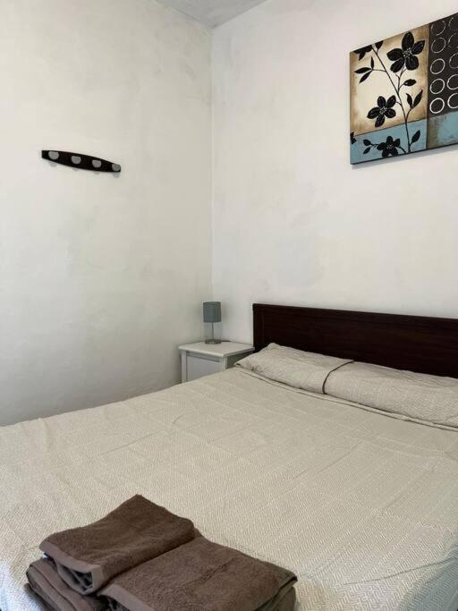 Apartamento En Cala Blanca Apartment