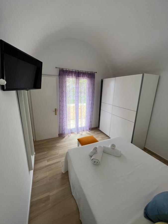 Casa Montse Holiday home *
