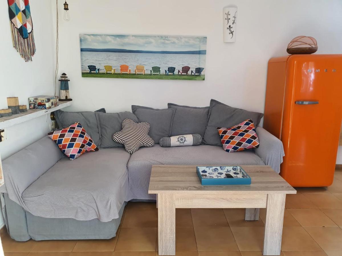 Apartamento Fantastico Apartamento Con Jardin Privado Y Piscina Para 4 Personas En Cap D'artrutx En Ciutadella De Menorca