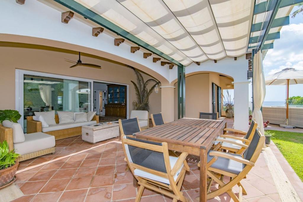 Olivos Villa