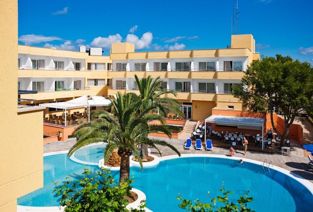 Sagitario Playa Resort Cala Blanca (Menorca)
