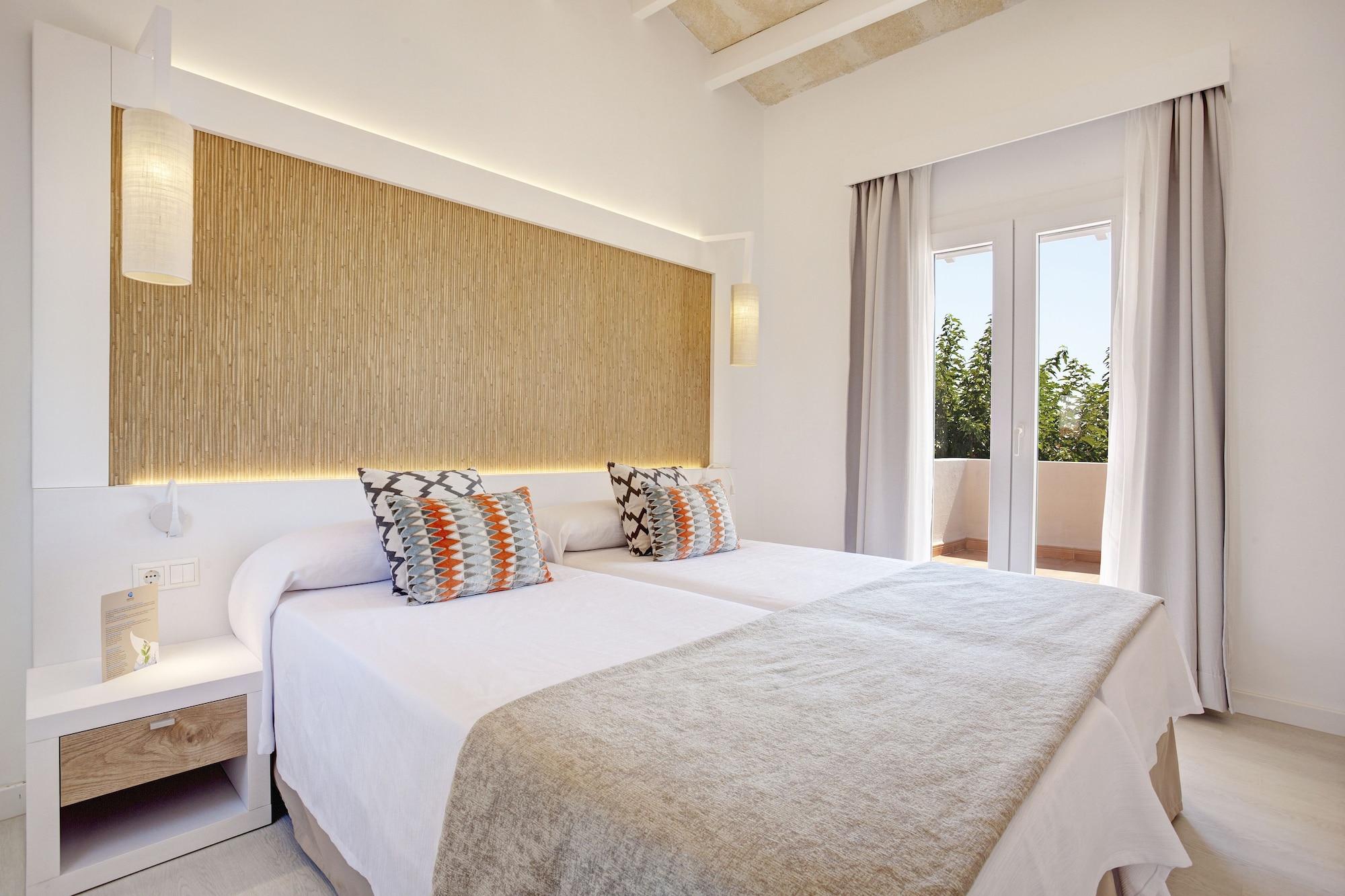Grupotel Aldea Cala'n Bosch Apartahotel 4*
