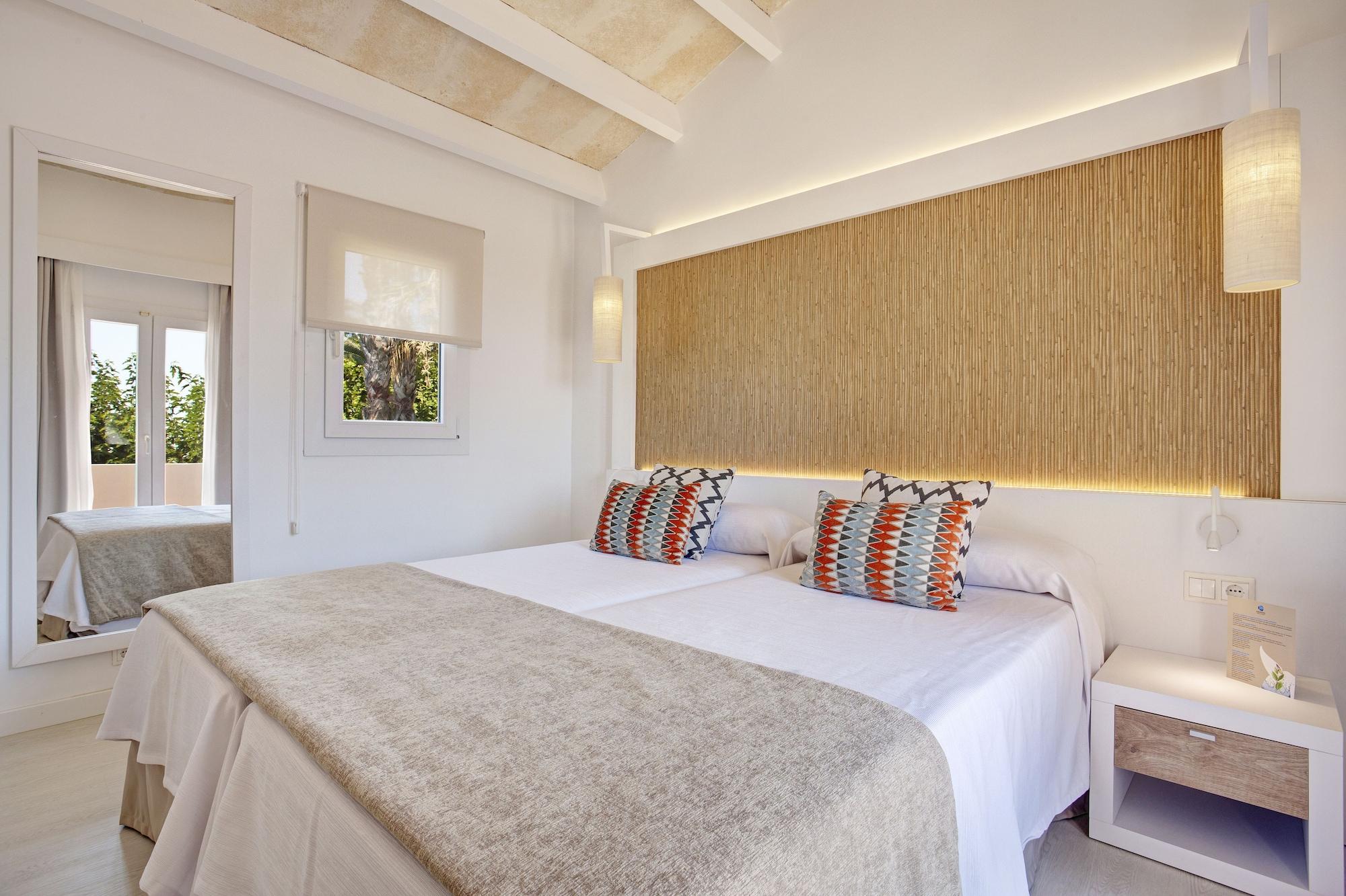 Apartahotel Grupotel Aldea Cala'n Bosch 4*