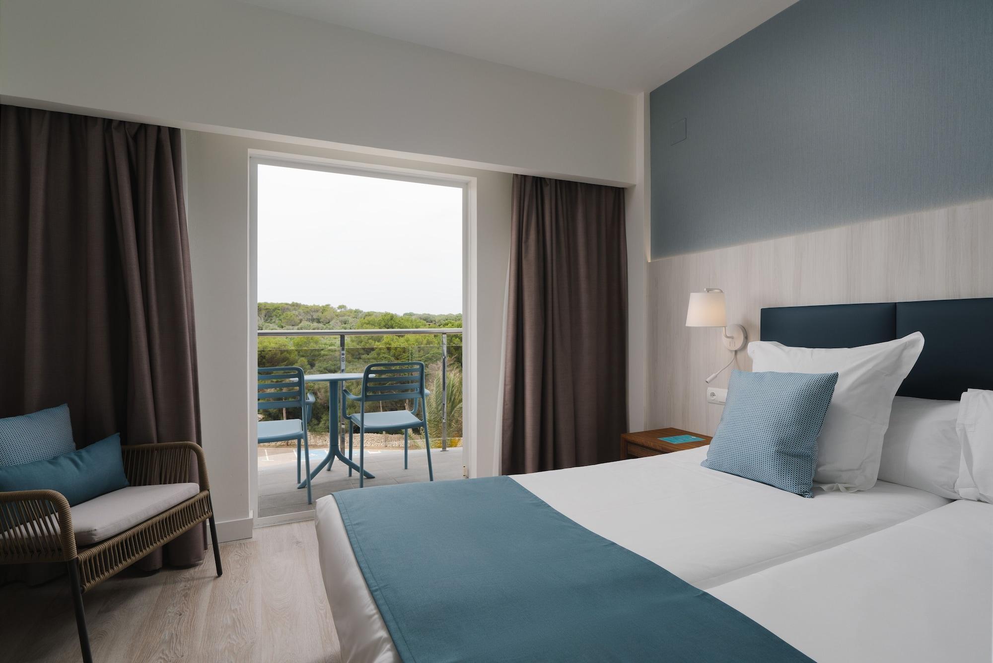 Alua Illa De Menorca 4* S'Algar