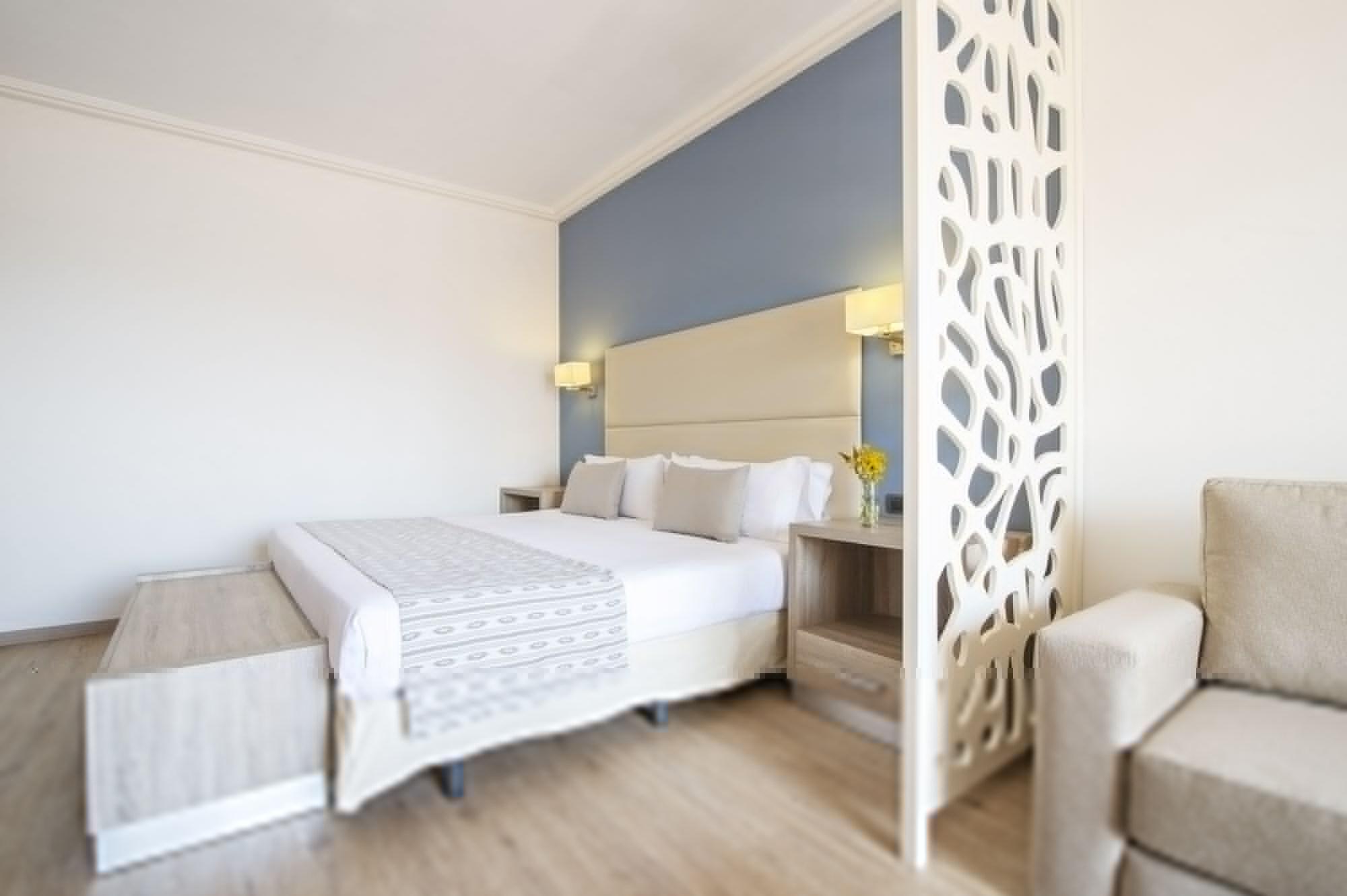 Hotel Menorca - Adults Recommended - By Pierre & Premium Binibeca