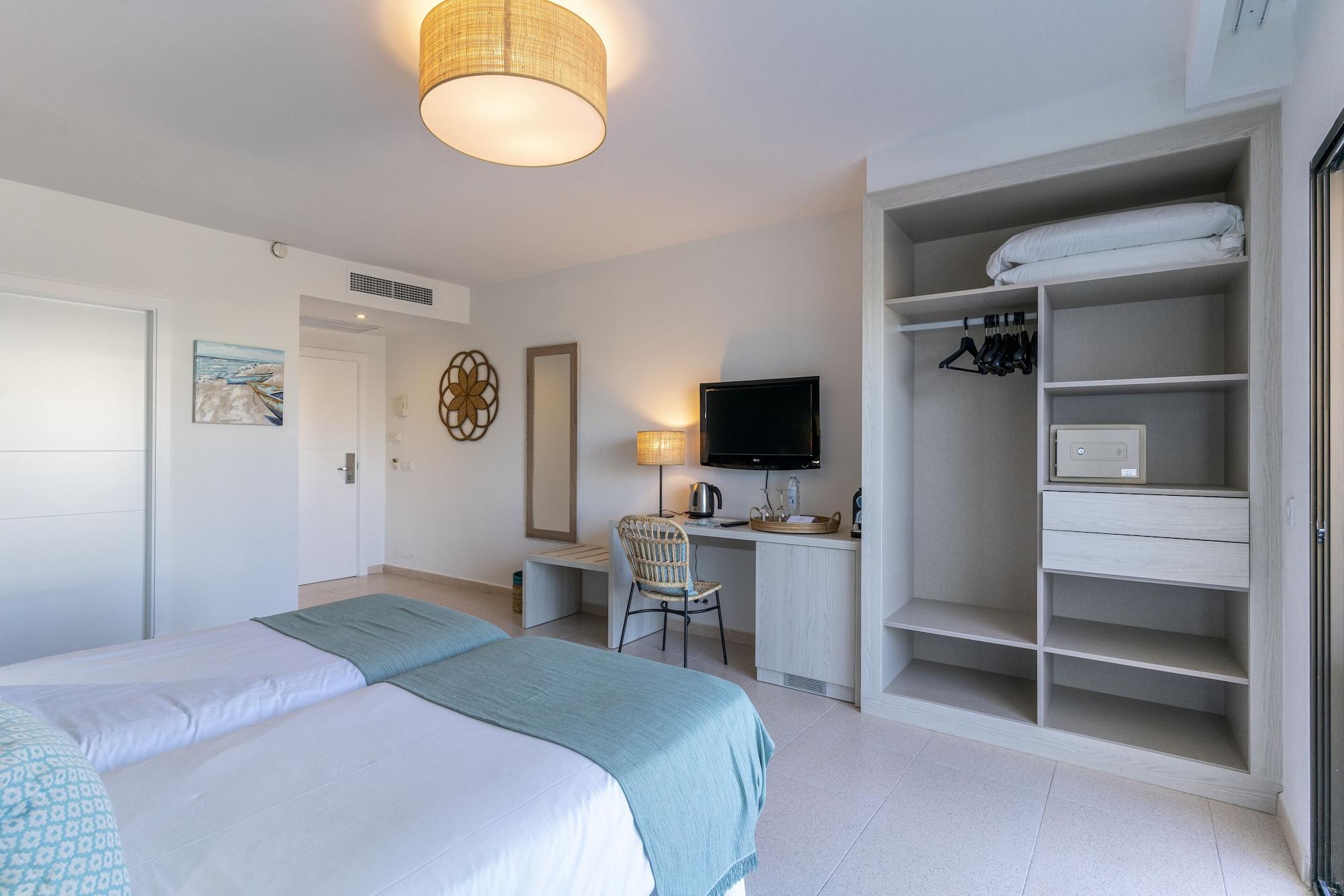 Playa Santandría Menorca 3*