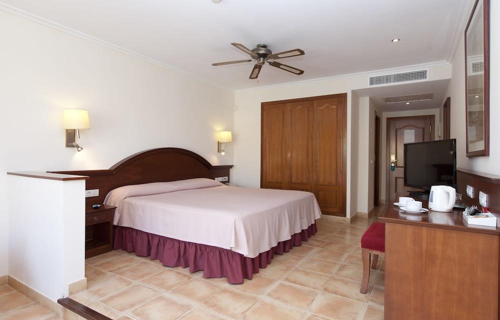 Valentin Menorca Star Hotel Cala'N Bosch (Menorca)