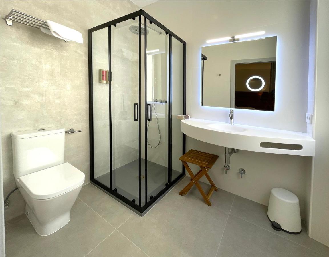 Romandre Hotel
