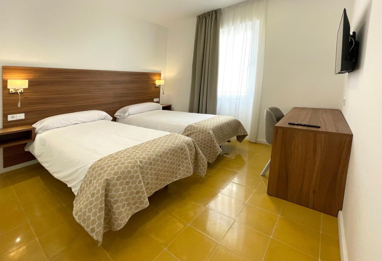 Romandre Hotel