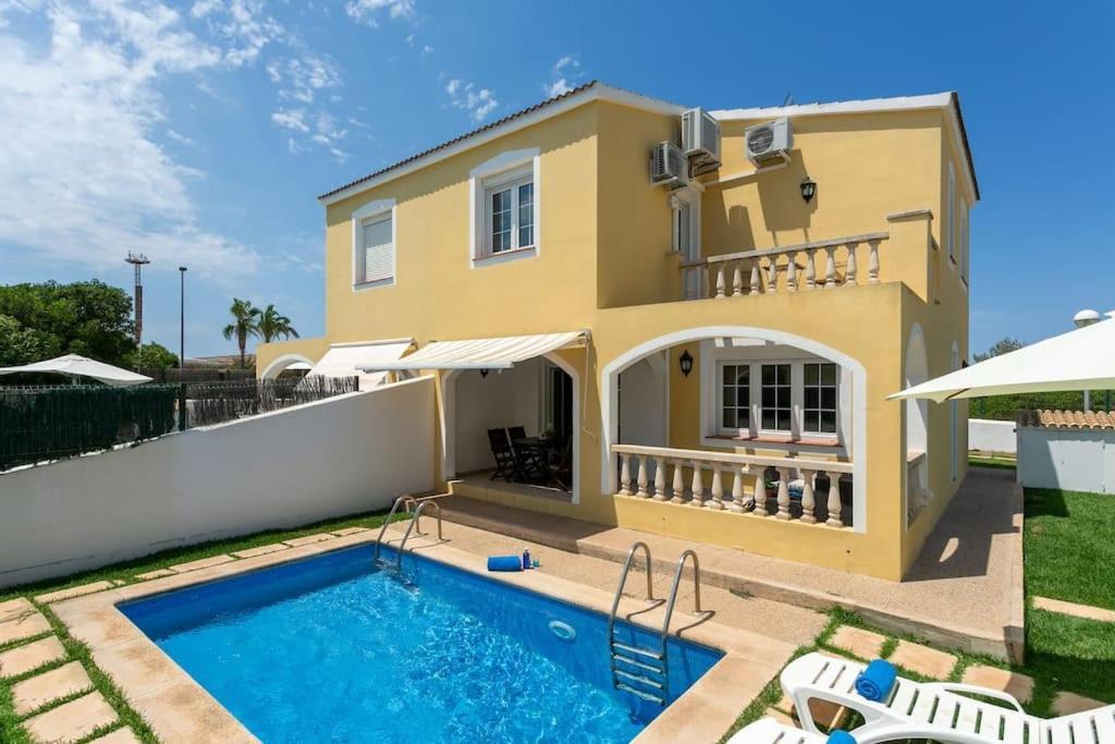 Сasa de vacaciones Can Esmo! 6 Hosts, 3 Bedrooms And A Private Pool